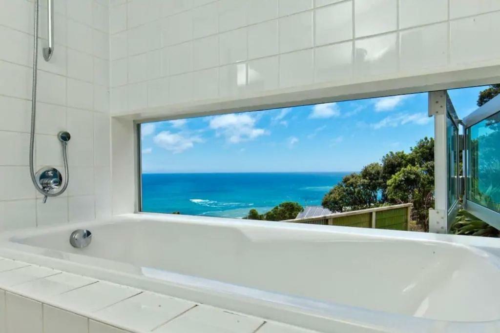 Вилла Exclusive Sanctuary On The West Coast Muriwai  Экстерьер фото